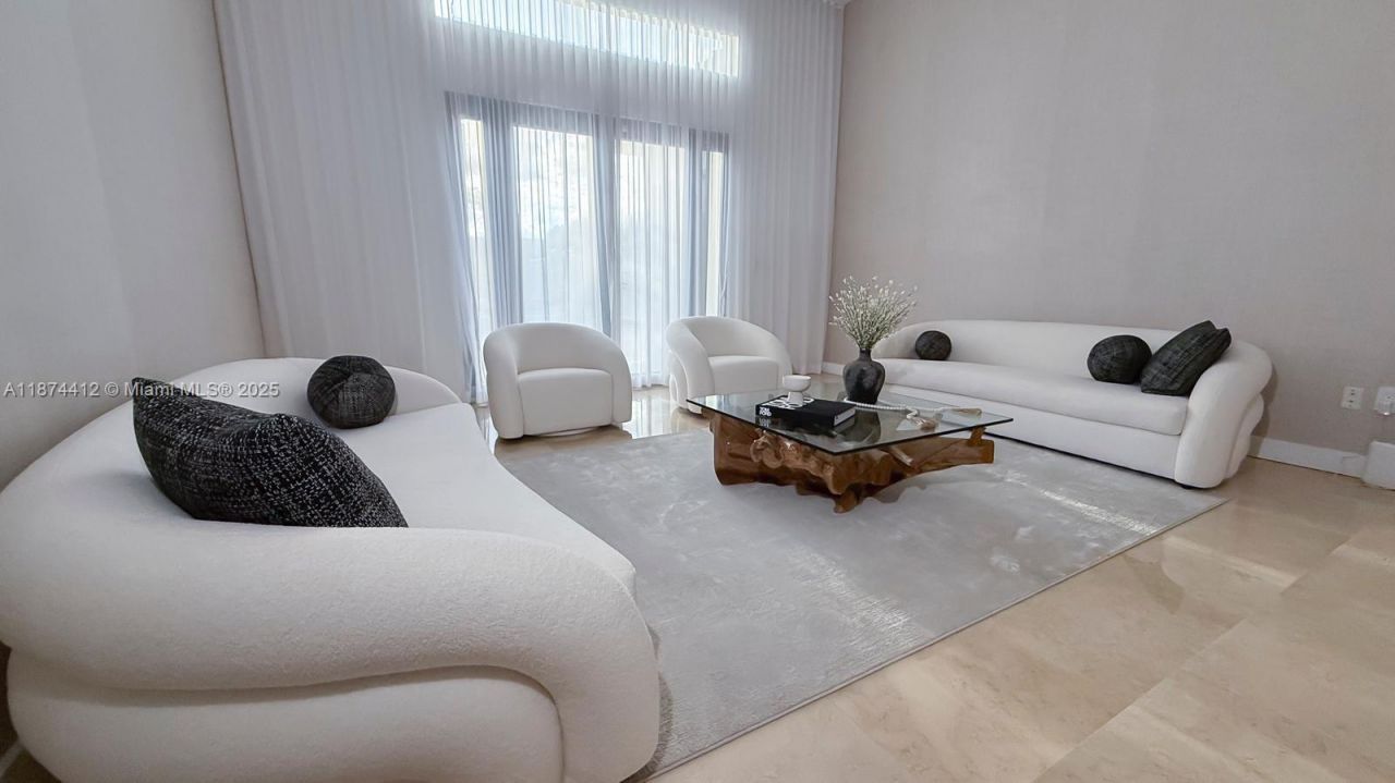 350 NW 124th Ave, Miami, FL 33182 Photo