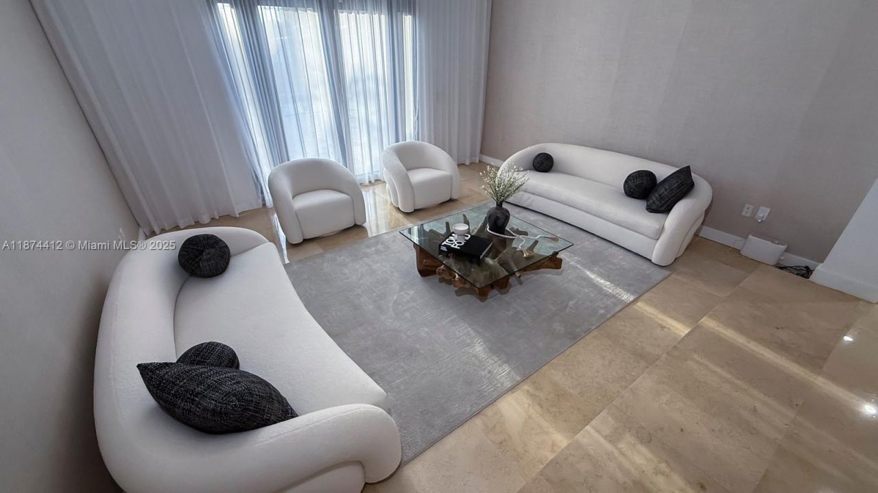 350 NW 124th Ave, Miami, FL 33182 Photo