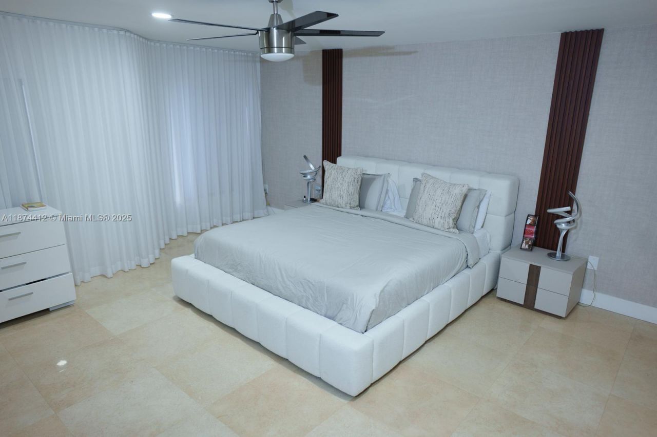 350 NW 124th Ave, Miami, FL 33182 Photo