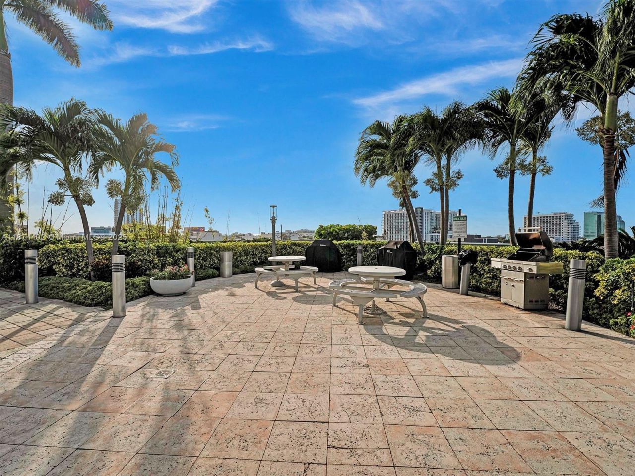 601 NE 36th St, Unit 2703, Miami, FL 33137 Photo