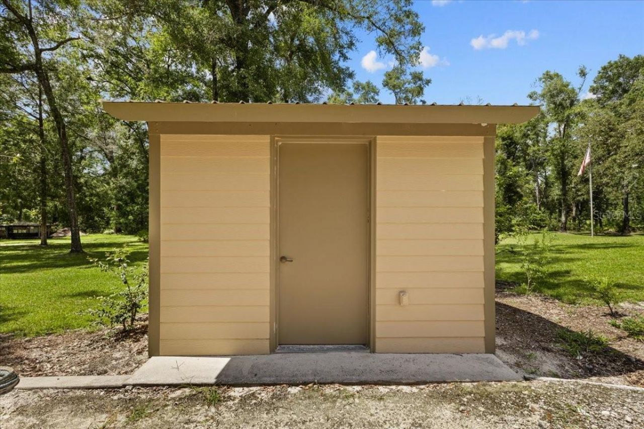 4700 NW 55th Avenue, Bell, FL 32619 Photo