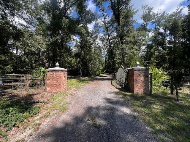 4700 NW 55th Avenue, Bell, FL 32619 Photo