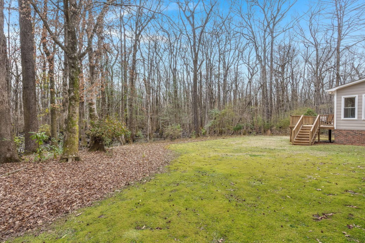 1524 Lee Boulevard Photo 25