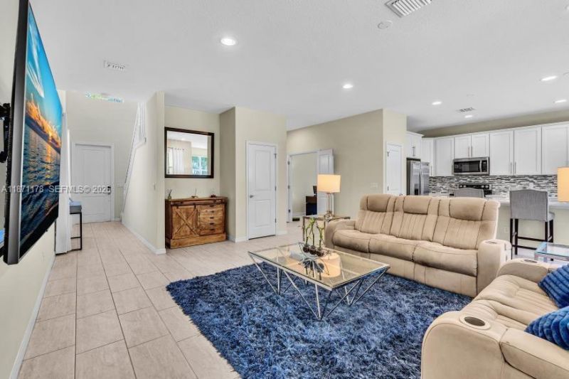 4353 Large Leaf Ln, Hollywood, FL 33021 Photo