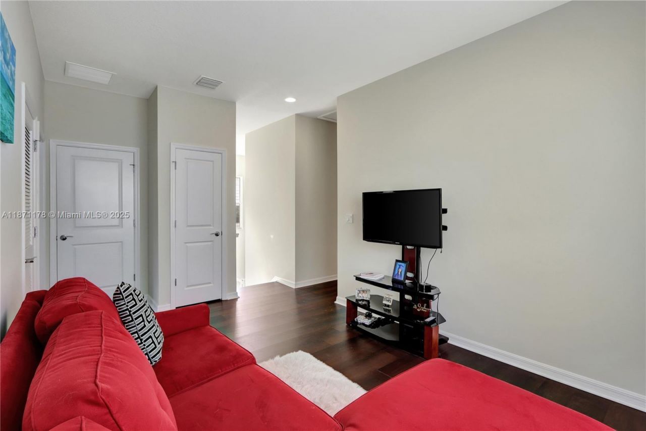 4353 Large Leaf Ln, Hollywood, FL 33021 Photo