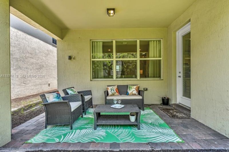 4353 Large Leaf Ln, Hollywood, FL 33021 Photo