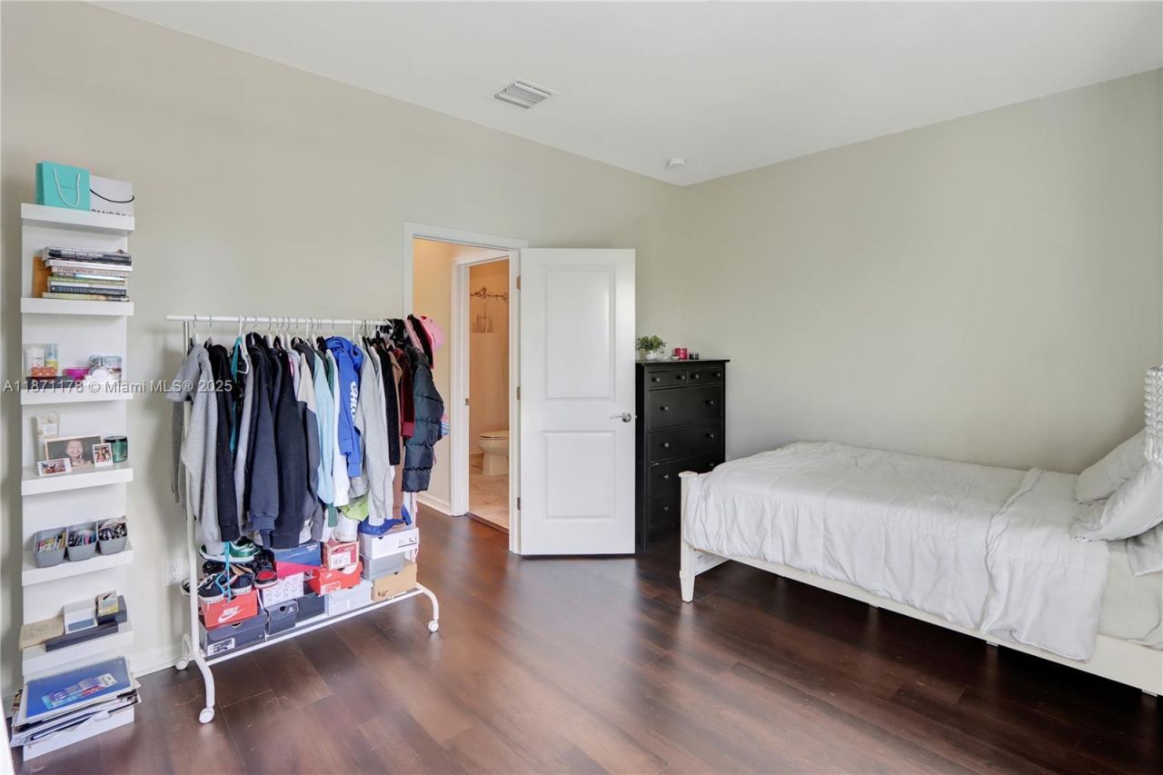 4353 Large Leaf Ln, Hollywood, FL 33021 Photo