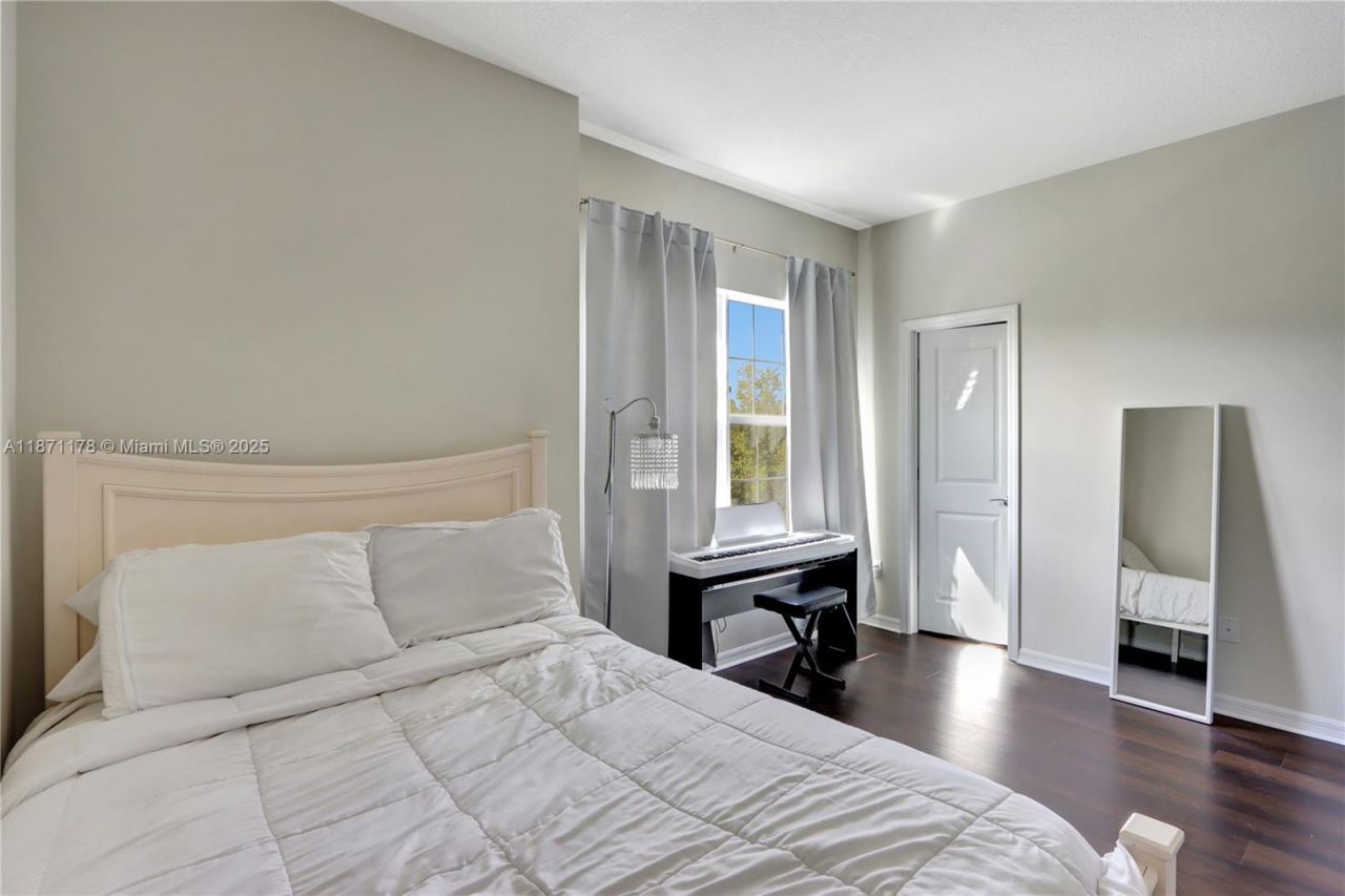 4353 Large Leaf Ln, Hollywood, FL 33021 Photo