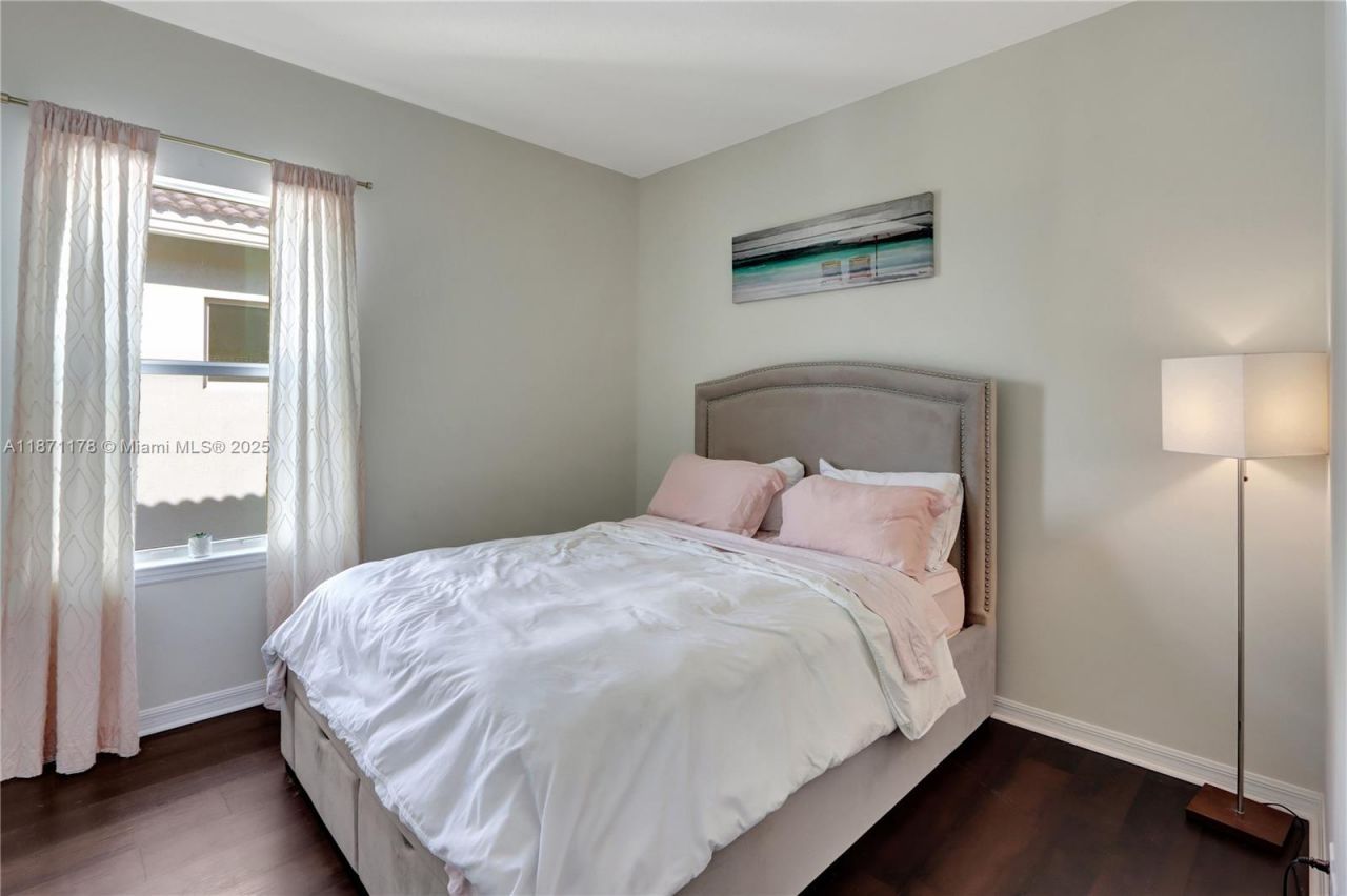 4353 Large Leaf Ln, Hollywood, FL 33021 Photo