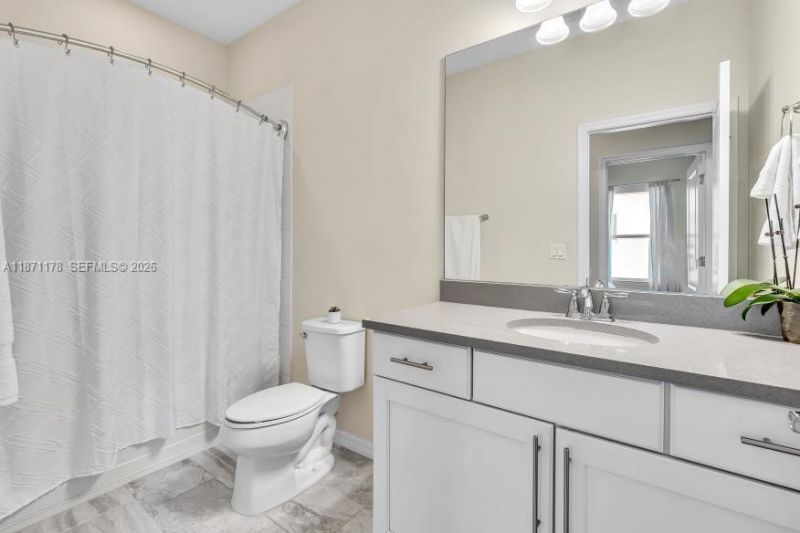 4353 Large Leaf Ln, Hollywood, FL 33021 Photo