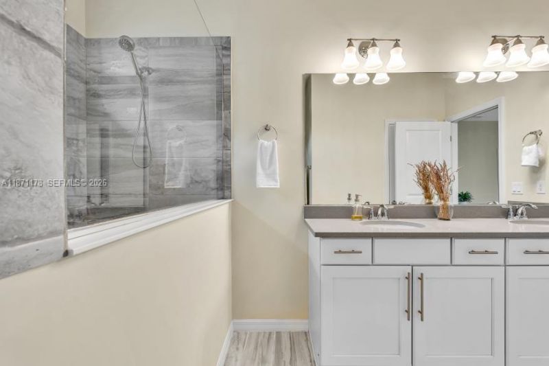 4353 Large Leaf Ln, Hollywood, FL 33021 Photo