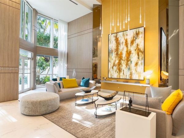 21055 Yacht Club Dr, Unit 605, Aventura, FL 33180