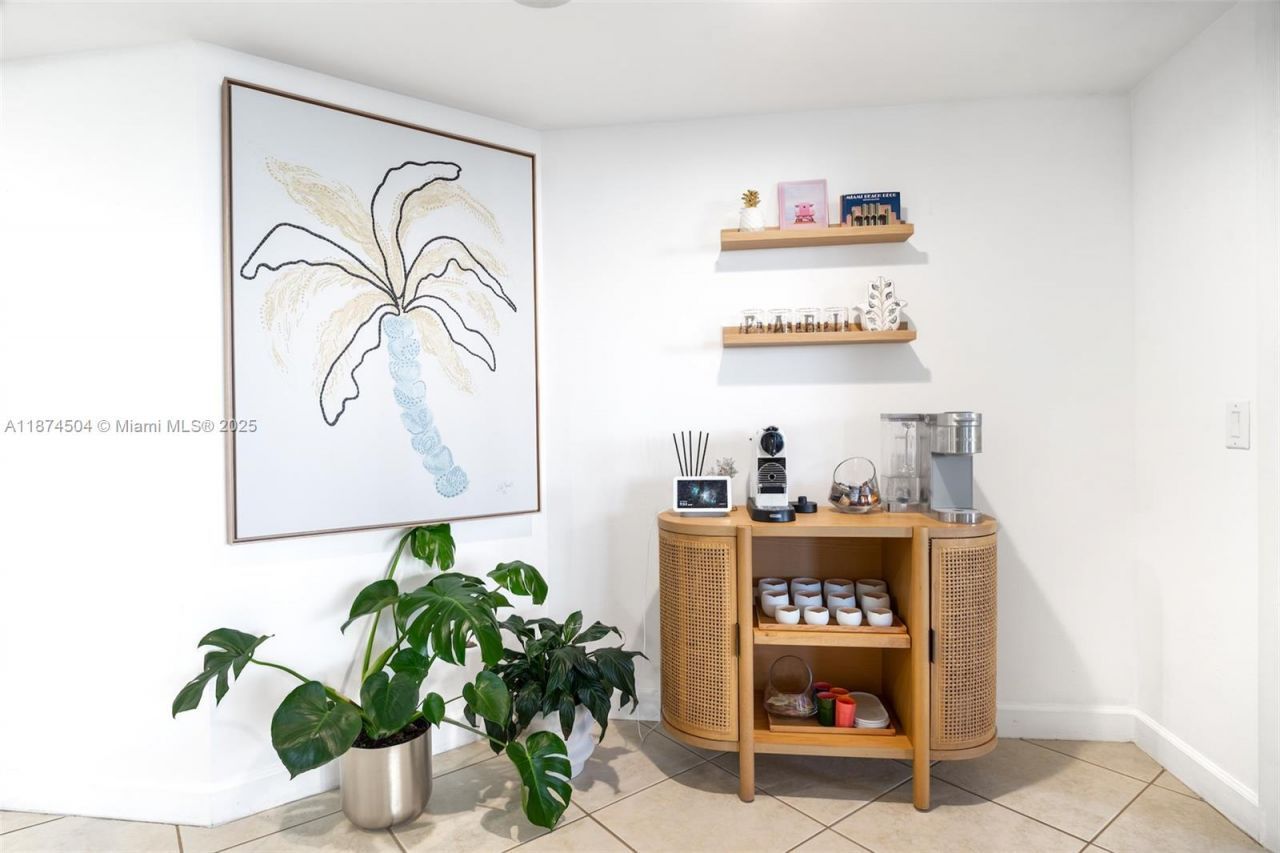 21055 Yacht Club Dr, Unit 605, Aventura, FL 33180 Photo