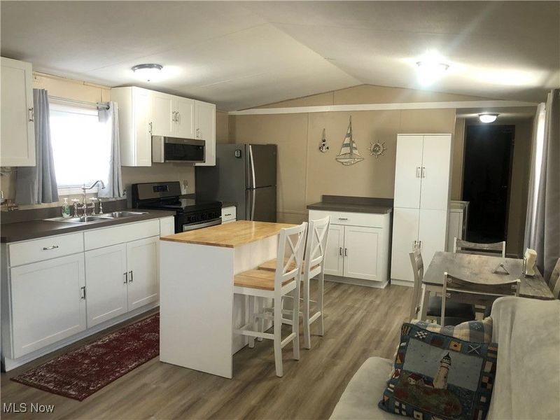 5219 N Street NE, Magnolia, OH 44643 Photo 12