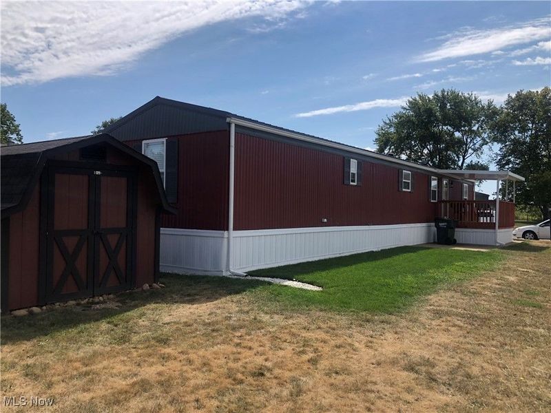 5219 N Street NE, Magnolia, OH 44643 Photo 3