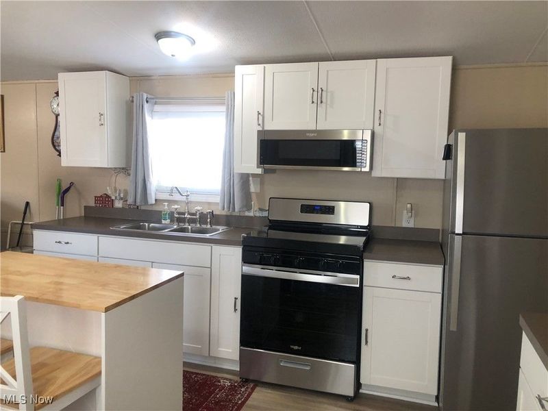 5219 N Street NE, Magnolia, OH 44643 Photo 9