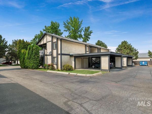 7084 W Colehaven Ln, Boise, ID 83704