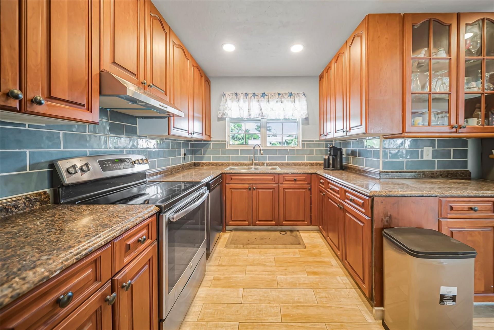 7000 Hope Street, Hollywood, FL 33024 Photo