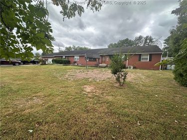 110 Hickory Street, Letart, WV 25253