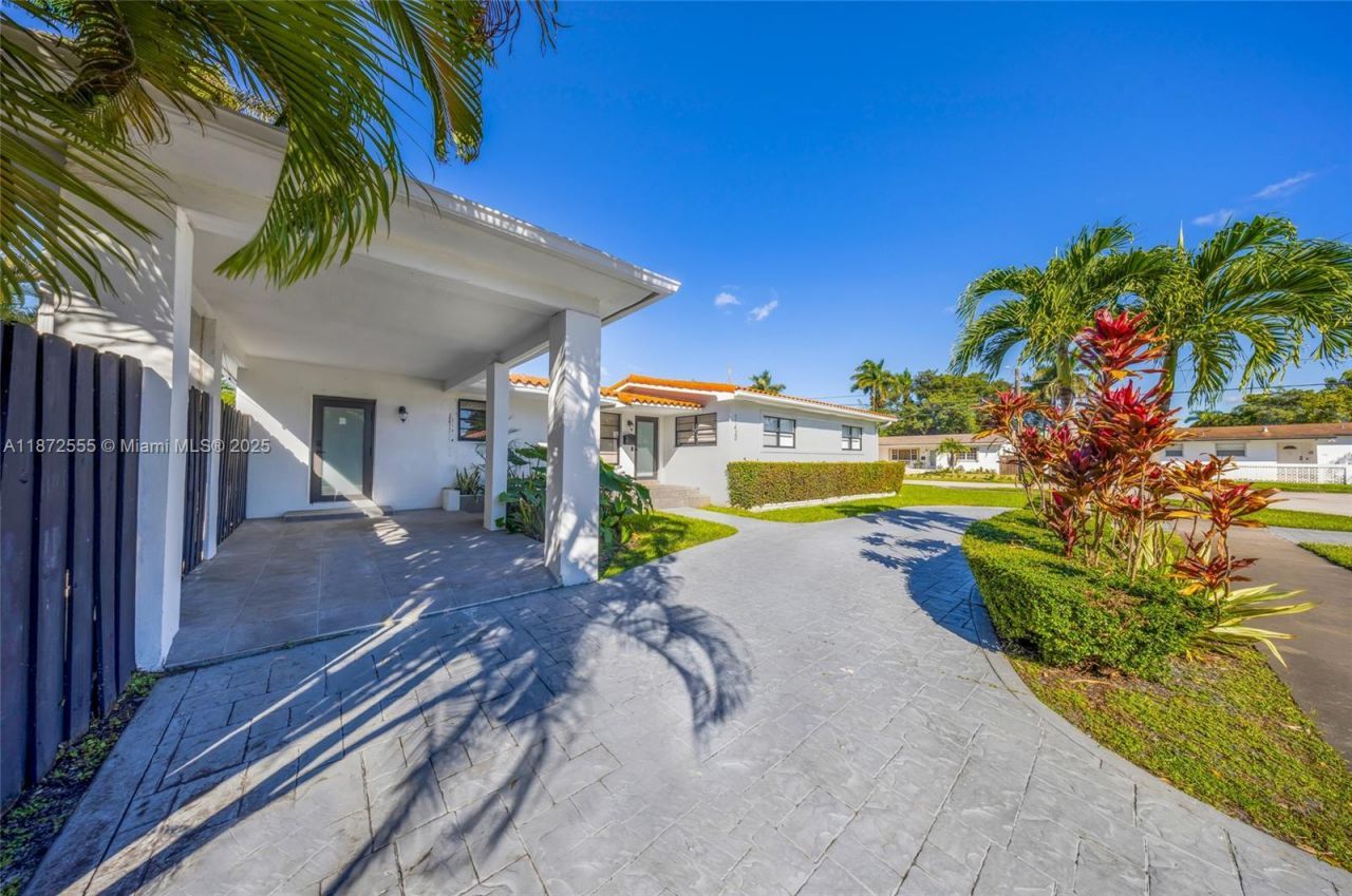 11420 NE 4th Ave, Miami, FL 33161 Photo