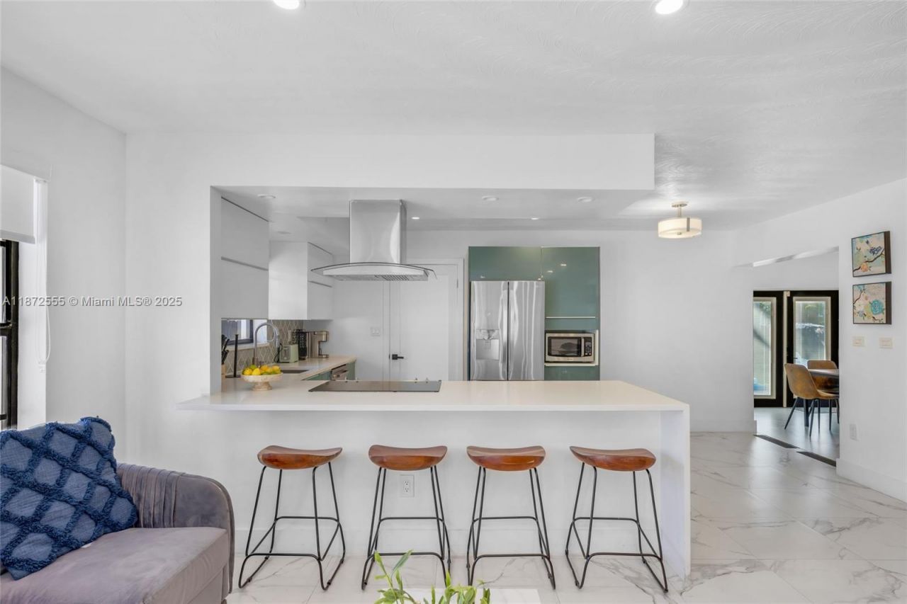 11420 NE 4th Ave, Miami, FL 33161 Photo