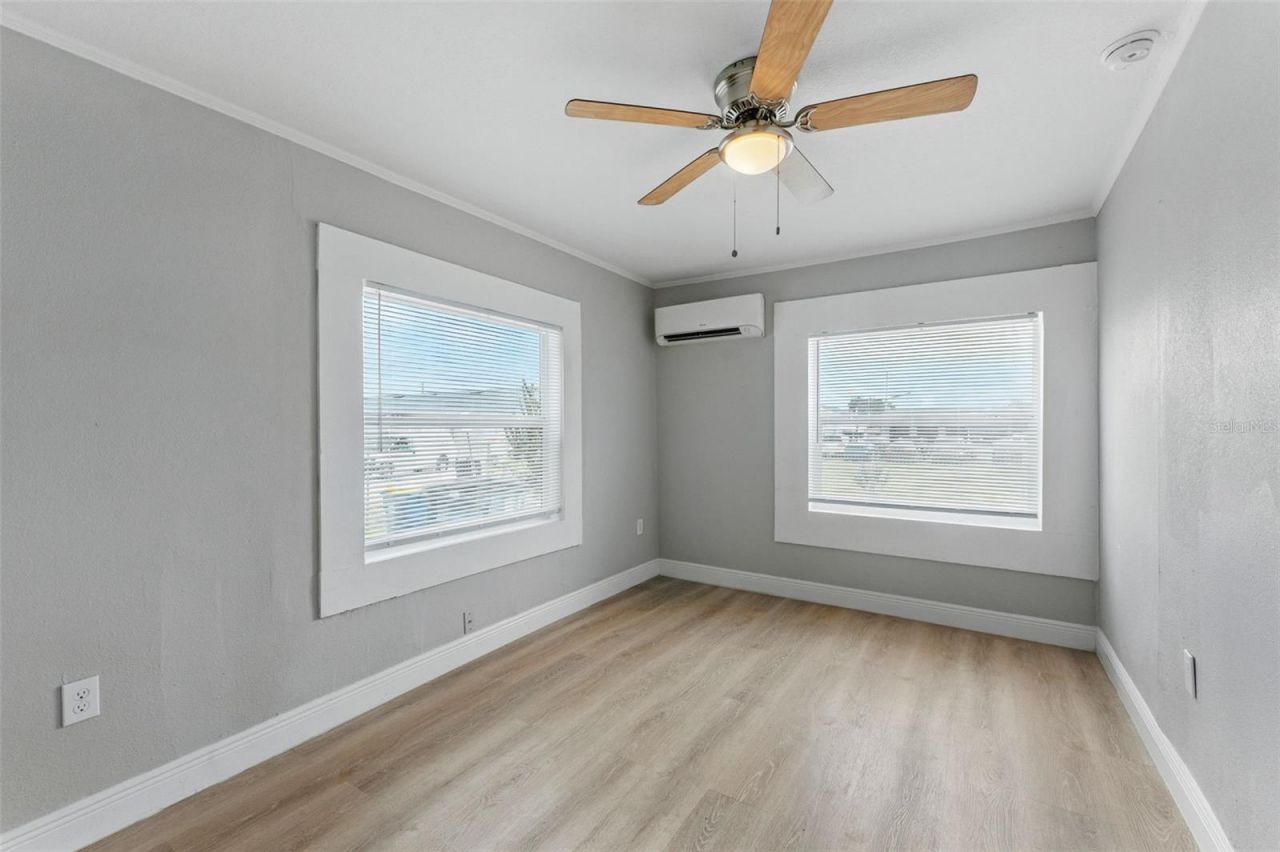 19 W Eagle Avenue, Eagle Lake, FL 33839 Photo