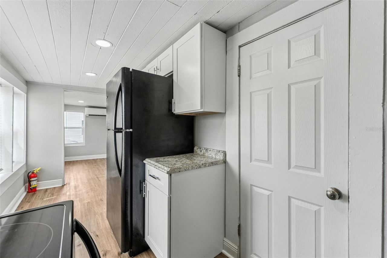 19 W Eagle Avenue, Eagle Lake, FL 33839 Photo