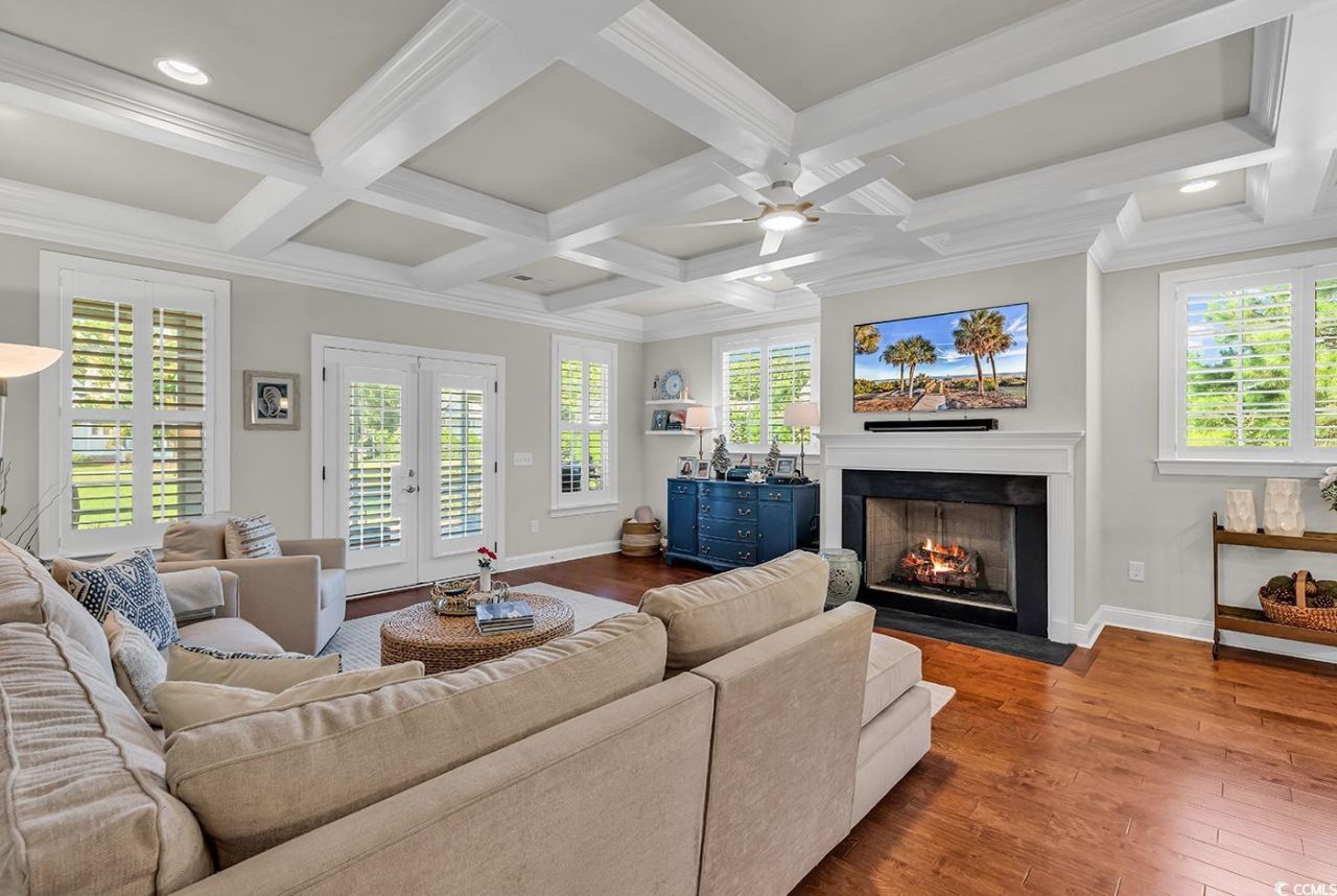 223 All Saints Loop Photo 12