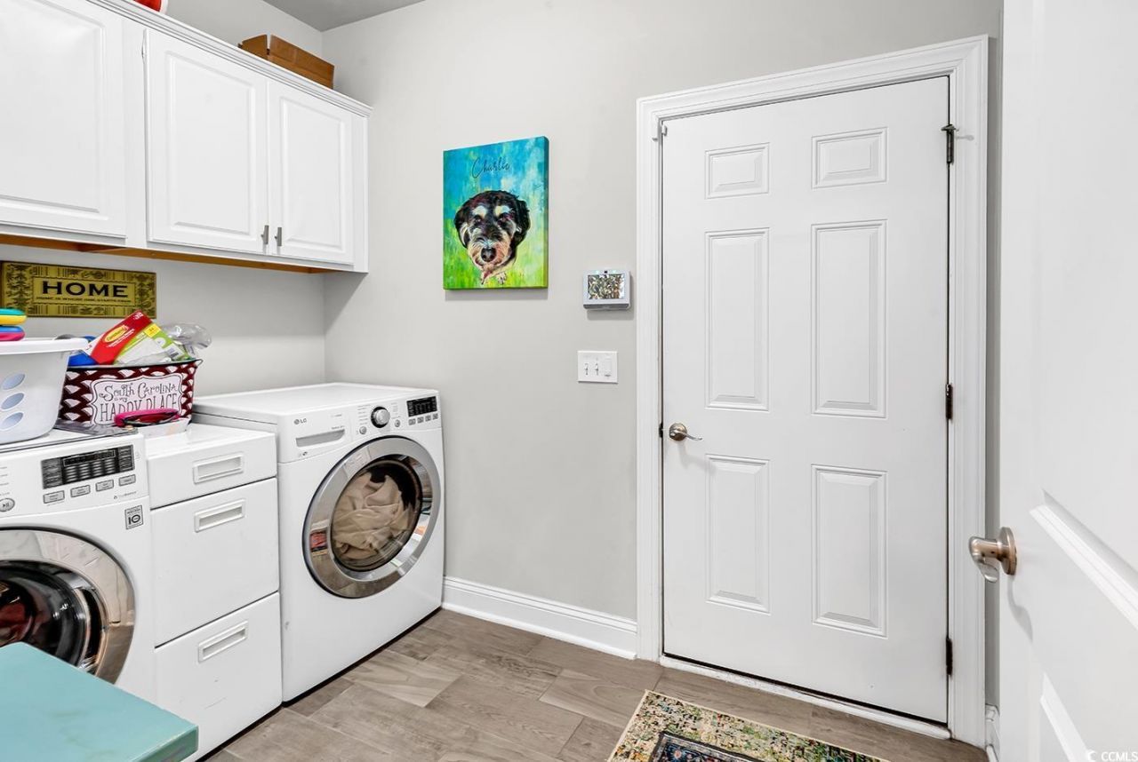 223 All Saints Loop Photo 13