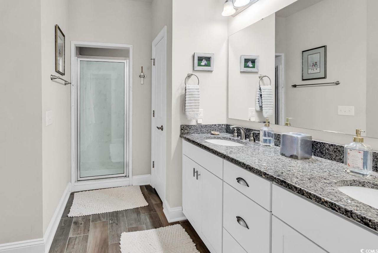 223 All Saints Loop Photo 17