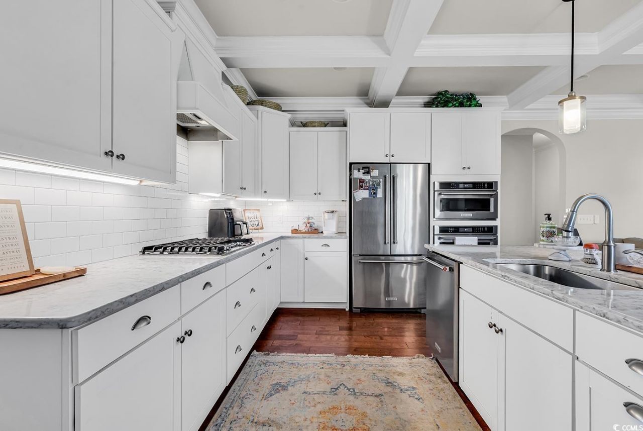 223 All Saints Loop Photo 8