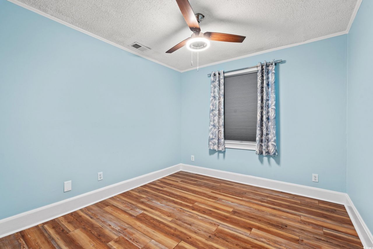 902 Palm St. Photo 23