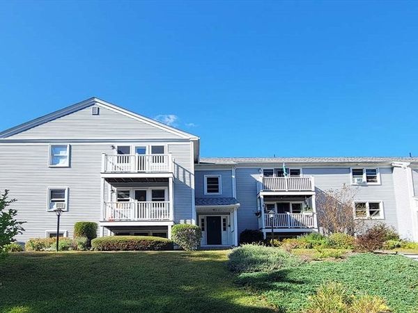 48 Evergreen Road, Unit 306, Northampton, MA 01053