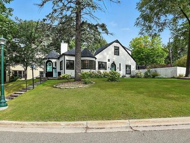 630 Riverside Drive SE, Saint Cloud, MN 56304