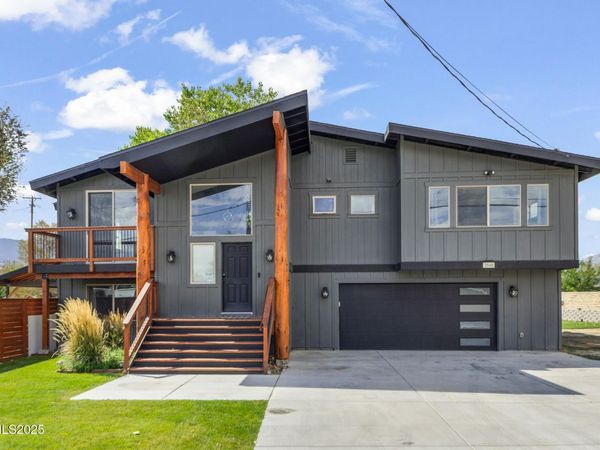 2048 Poole Way, Carson City, NV 89706