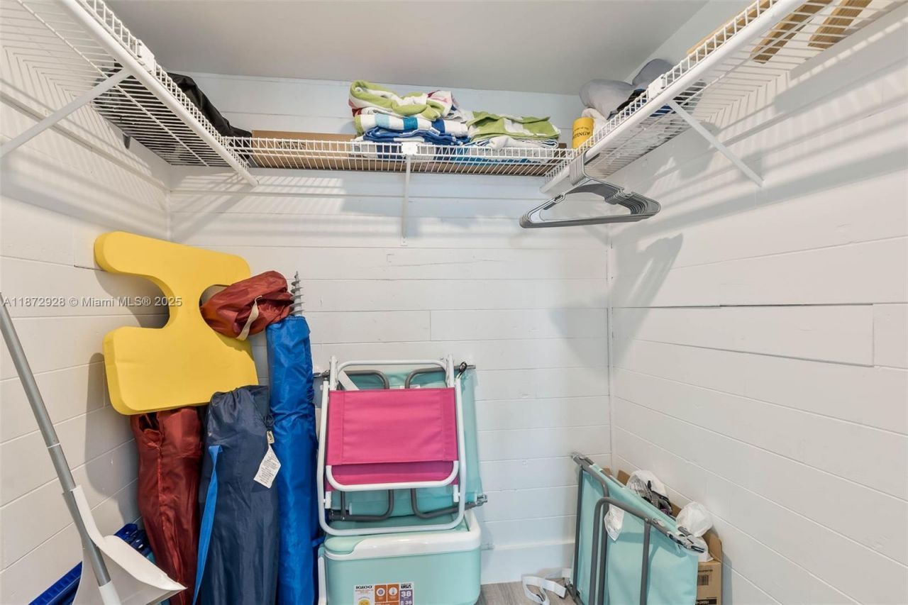 1275 Marseille Dr, Unit 35, Miami Beach, FL 33141 Photo