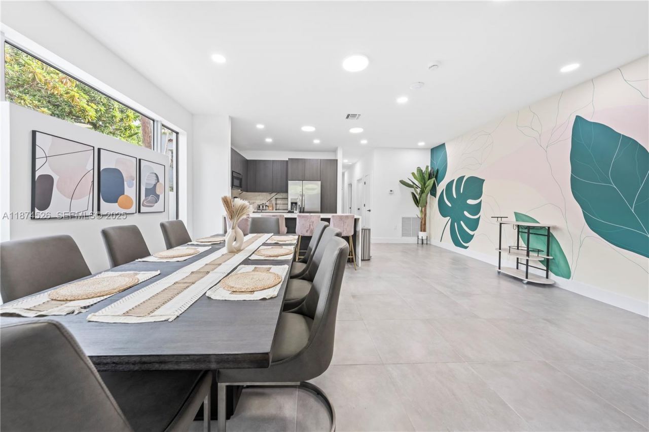 857 SW 14th Ave, Unit A, Miami, FL 33135 Photo