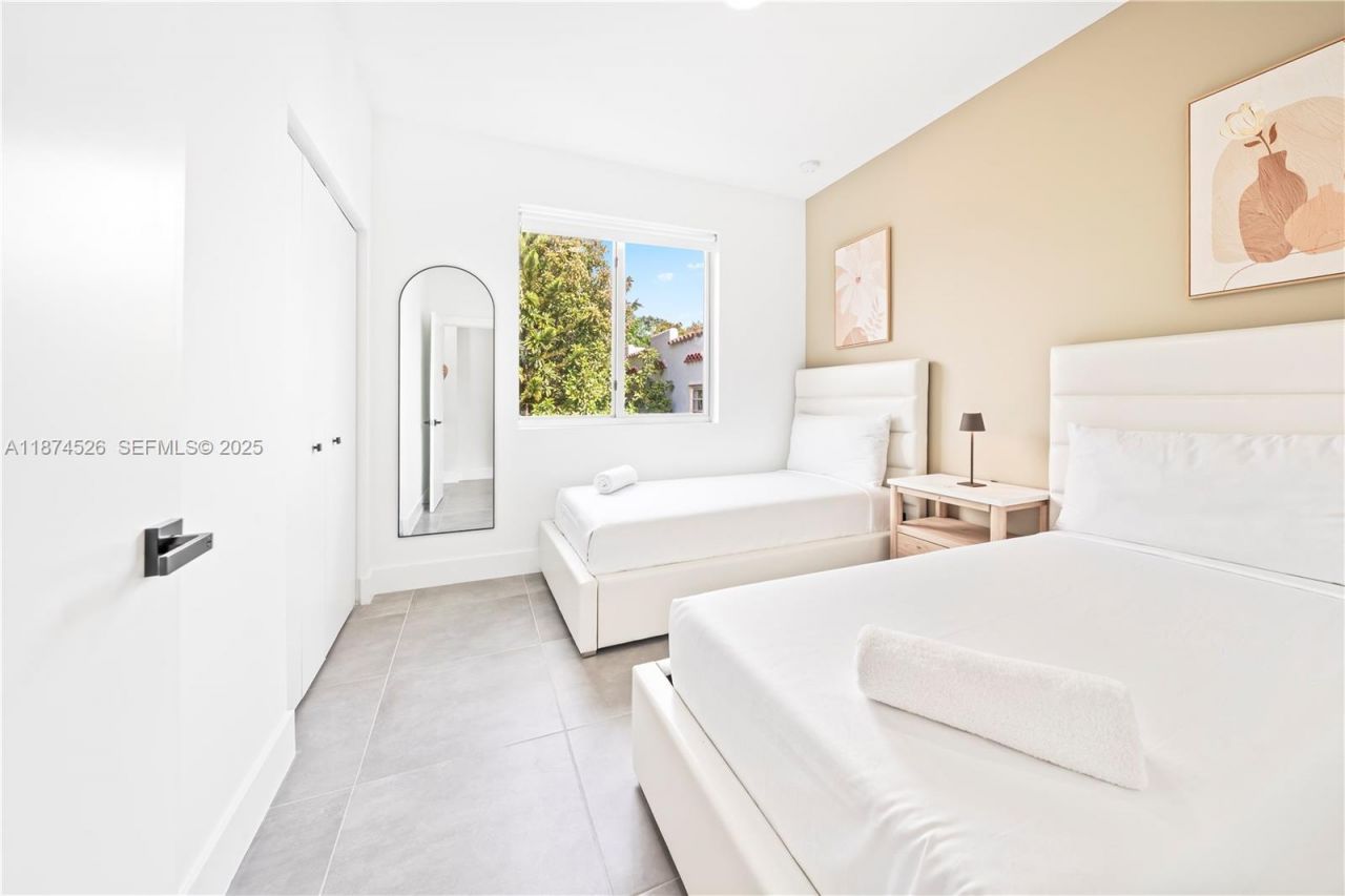 857 SW 14th Ave, Unit A, Miami, FL 33135 Photo