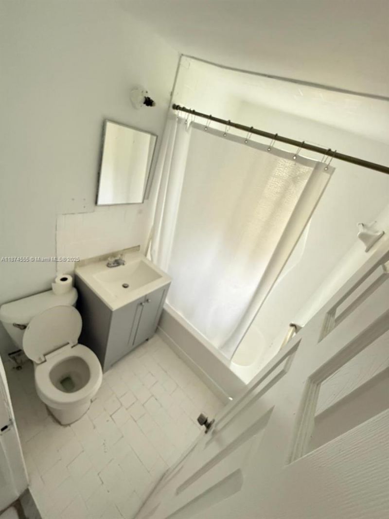 1791 Marseille Dr, Unit 2, Miami Beach, FL 33141 Photo