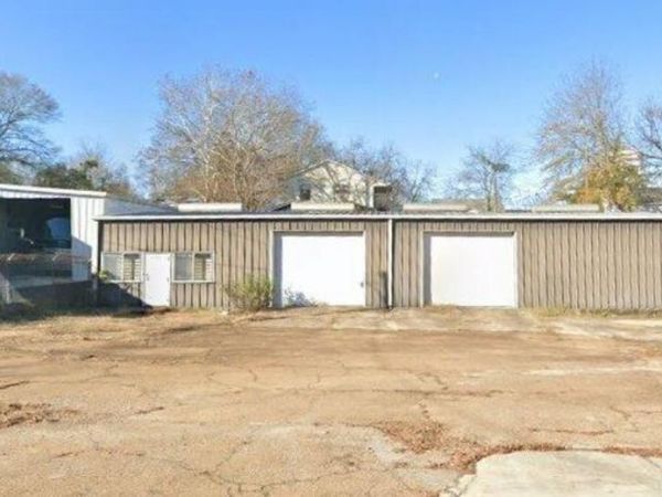 110 S Smith Ave, El Dorado, AR 71730