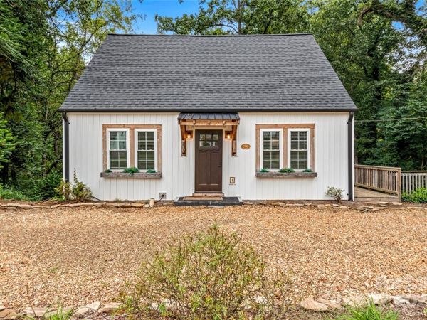 706 Elk Spur Street , Elkin, NC 28621