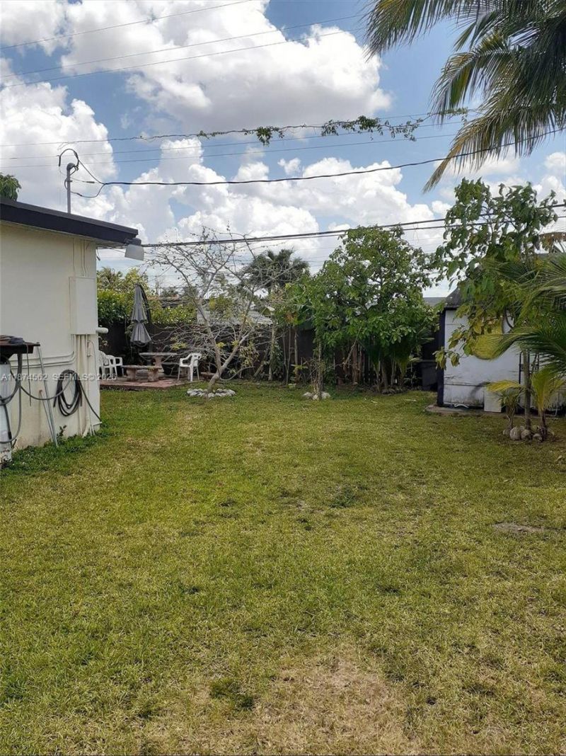 9360 SW 37th St, Miami, FL 33165 Photo