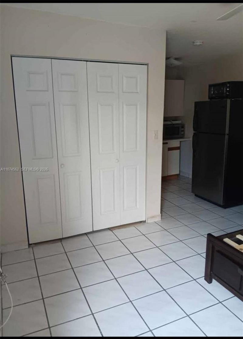 9360 SW 37th St, Miami, FL 33165 Photo