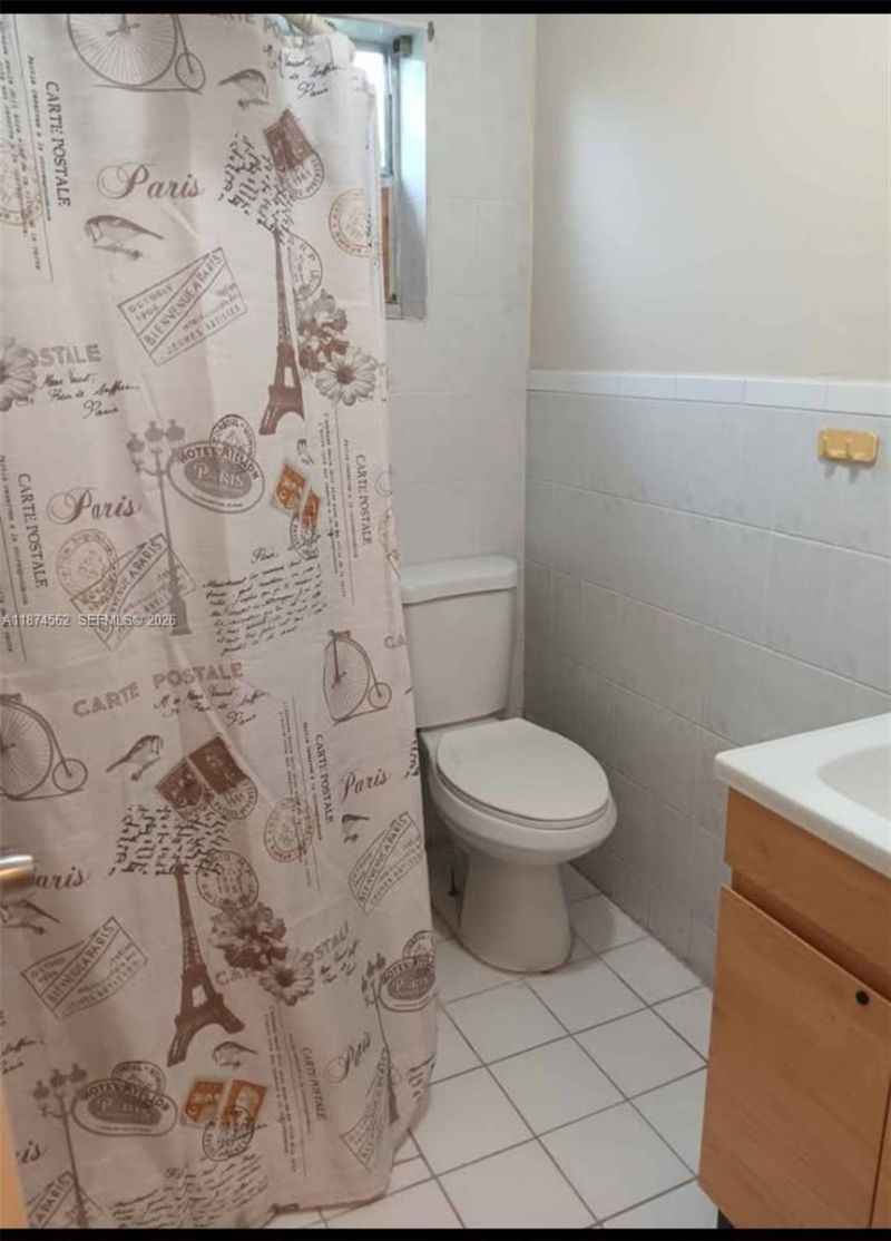 9360 SW 37th St, Miami, FL 33165 Photo