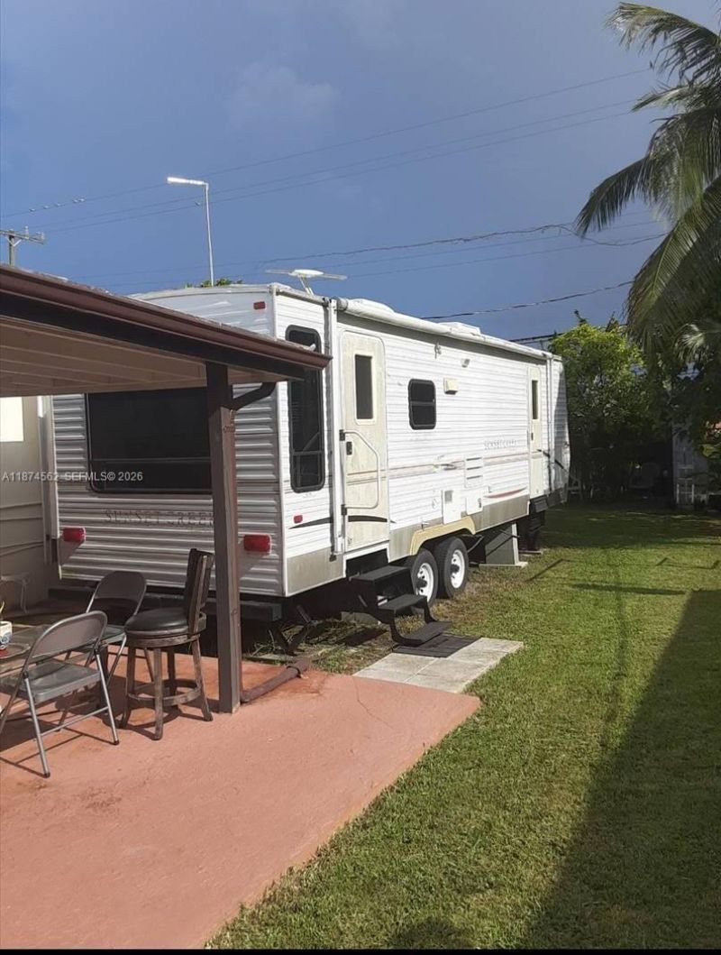 9360 SW 37th St, Miami, FL 33165 Photo