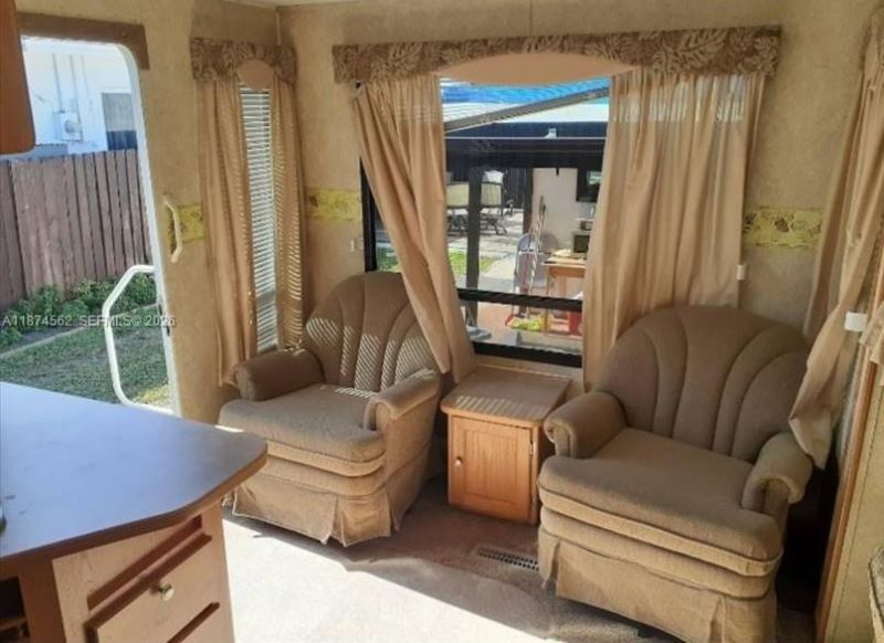 9360 SW 37th St, Miami, FL 33165 Photo