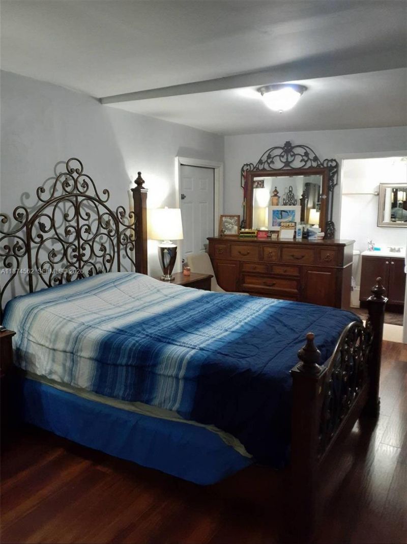 9360 SW 37th St, Miami, FL 33165 Photo