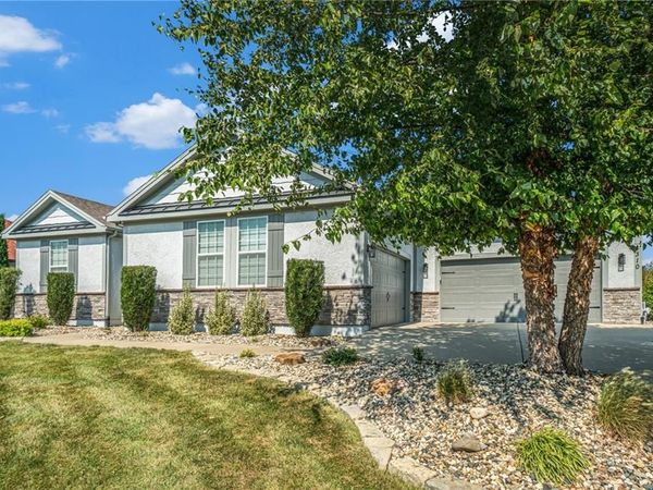 4310 N 141st Place, Basehor, KS 66007