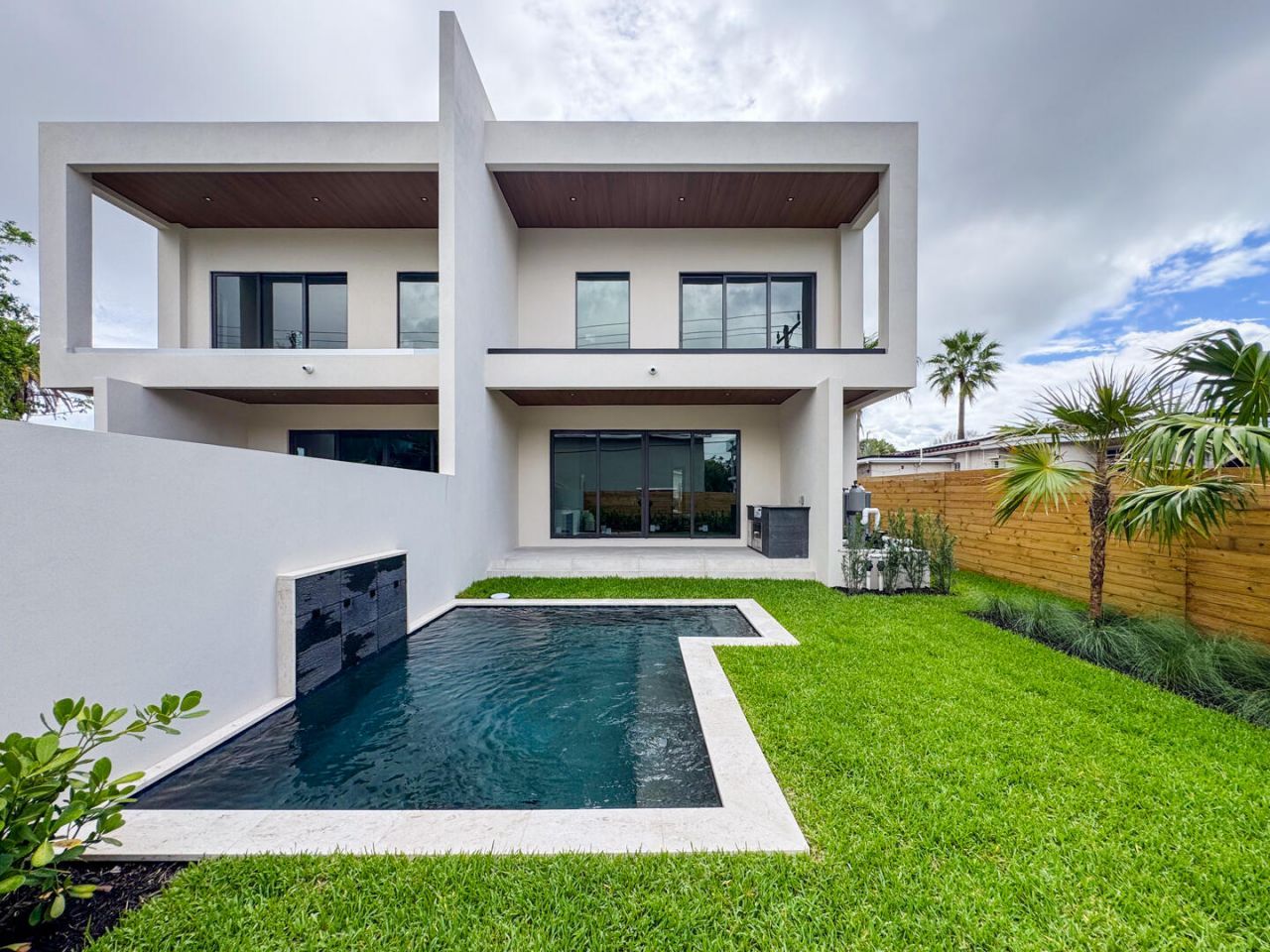 1321 NE 14th Avenue, Unit 1321, Fort Lauderdale, FL 33316 Photo