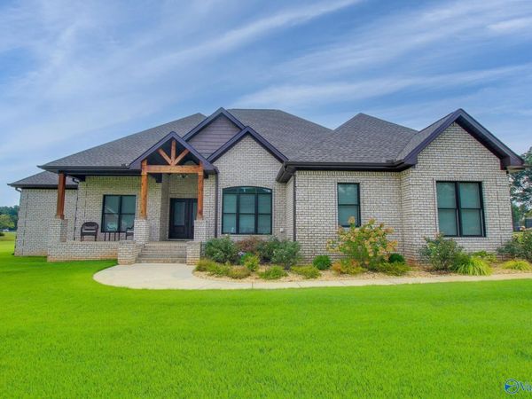 149 Grande Lake Drive, Moulton, AL 35650